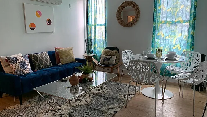 Rented by Nooklyn NYC LLC | media 43