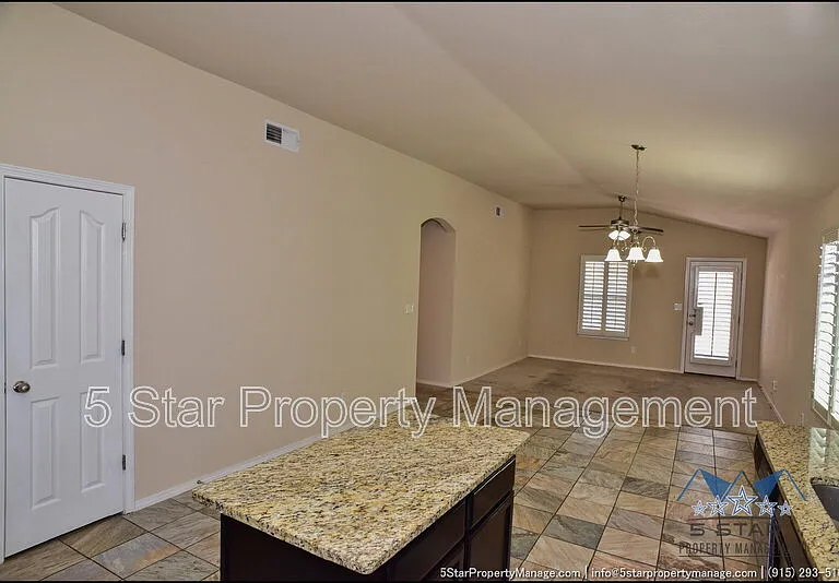3286 Azteca Trl — Photo 16