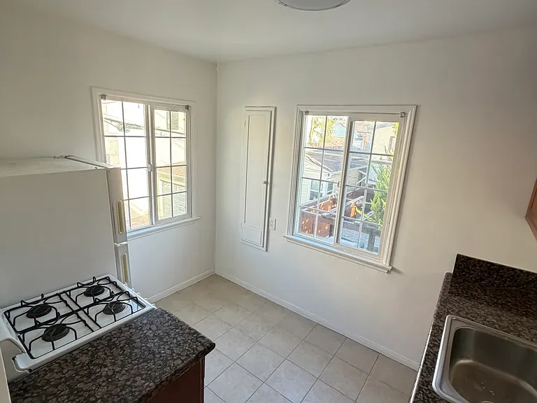 5901 E Ocean Blvd #11 — Photo 4