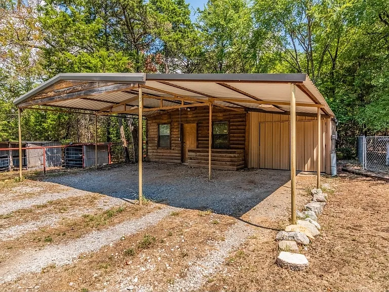 306 Homesite Rd — Photo 7