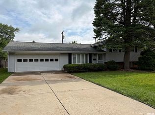 611 W Kellar Pkwy, Peoria, IL 61614