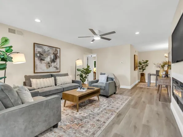 5940 Valley Vale Way, Sacramento, CA 95823