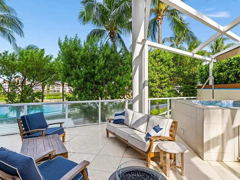 1000 S Ocean Blvd #110 — Photo 13