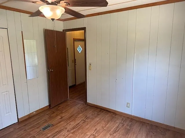 3 bed, 1.5 bath, 924 sqft, $990 — Photo 4