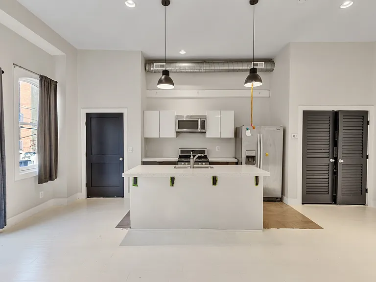 1319 W Fayette St — Photo 5