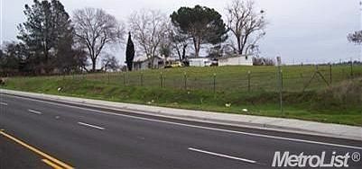 2nd image of 4680 Rocklin Rd