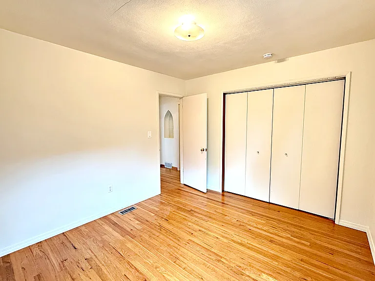 8048 SE Ellis St — Photo 15