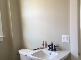 28 Paramount Ave, Hamden, CT 06517