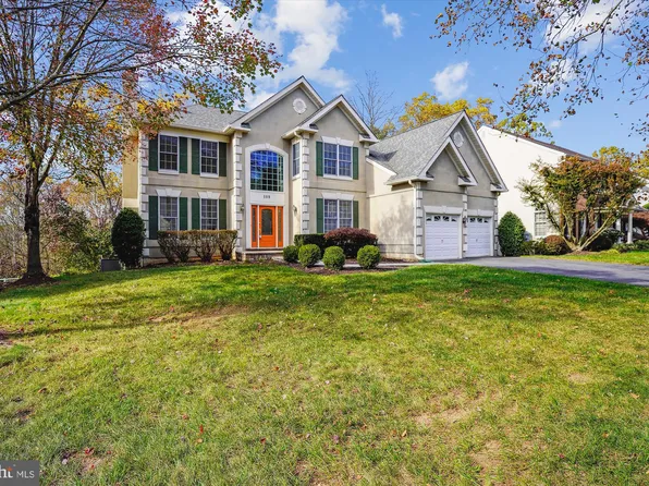 109 Alderwood Dr, N Potomac, MD 20878