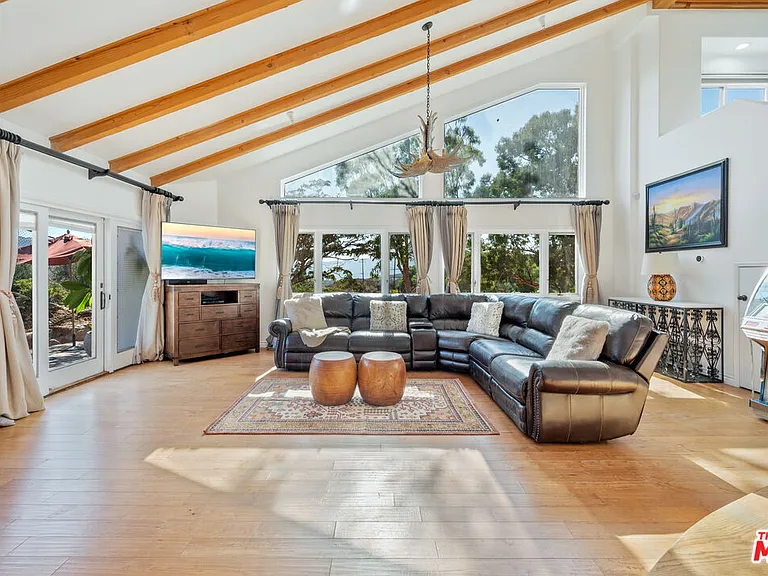 34136 Mulholland Hwy — Photo 9