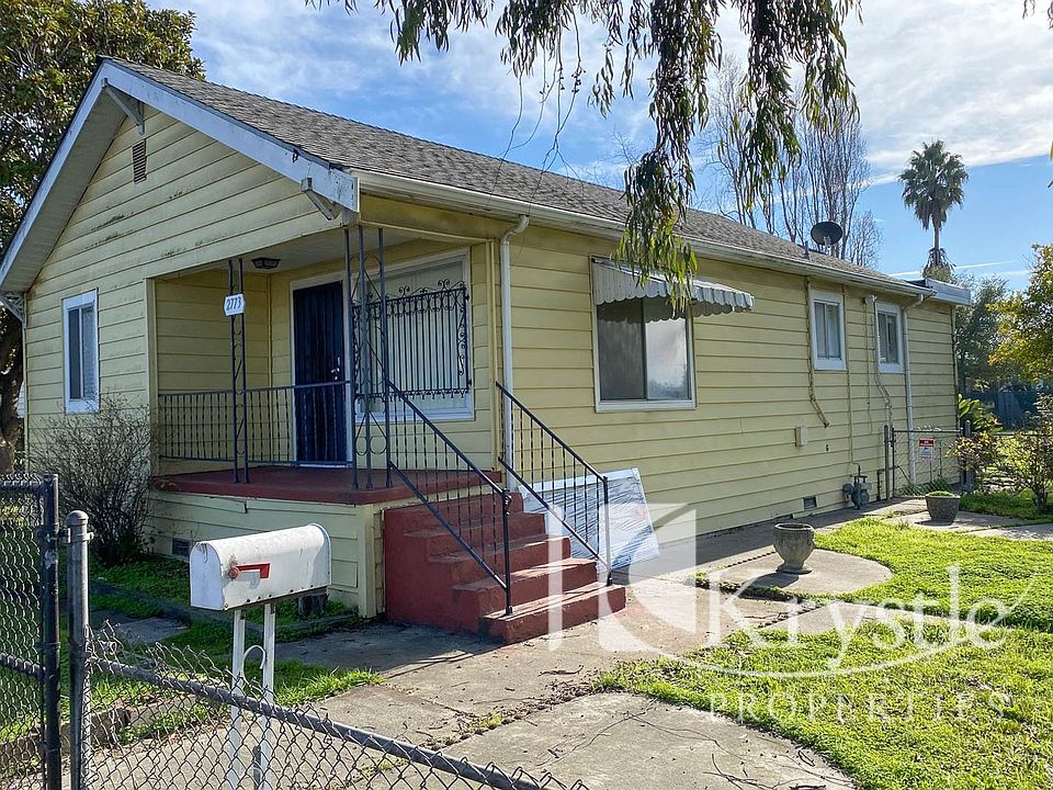 1st image of 2773 Tuolumne St