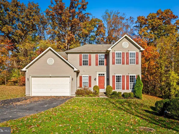 8642 Silver Lake Dr, Perry Hall, MD 21128