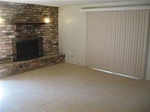 3rd image of 214 Avenue H
