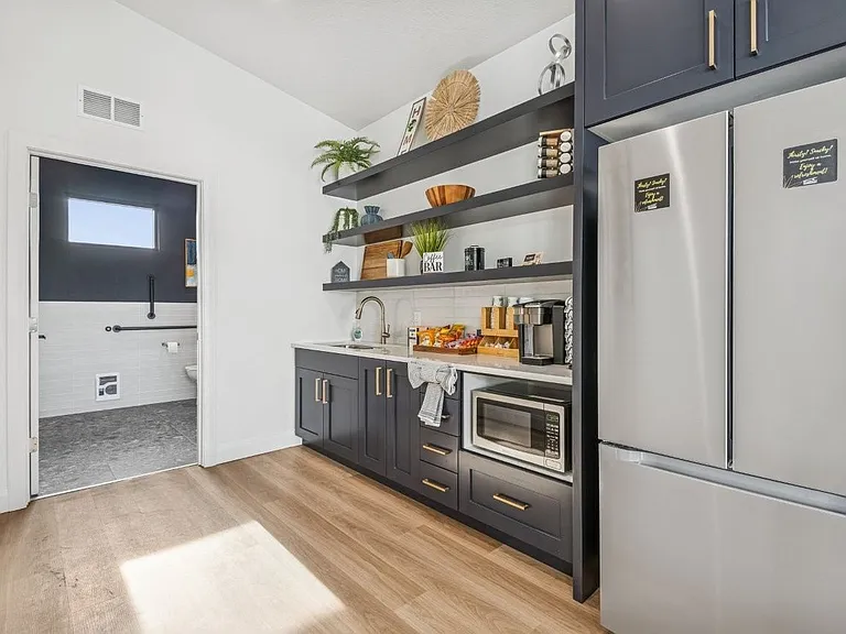 Riverwalk Townhomes — Photo 21