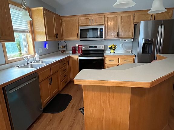 2nd image of 18563 Zane Ct