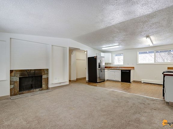 4th image of 3004 Doris St APT A