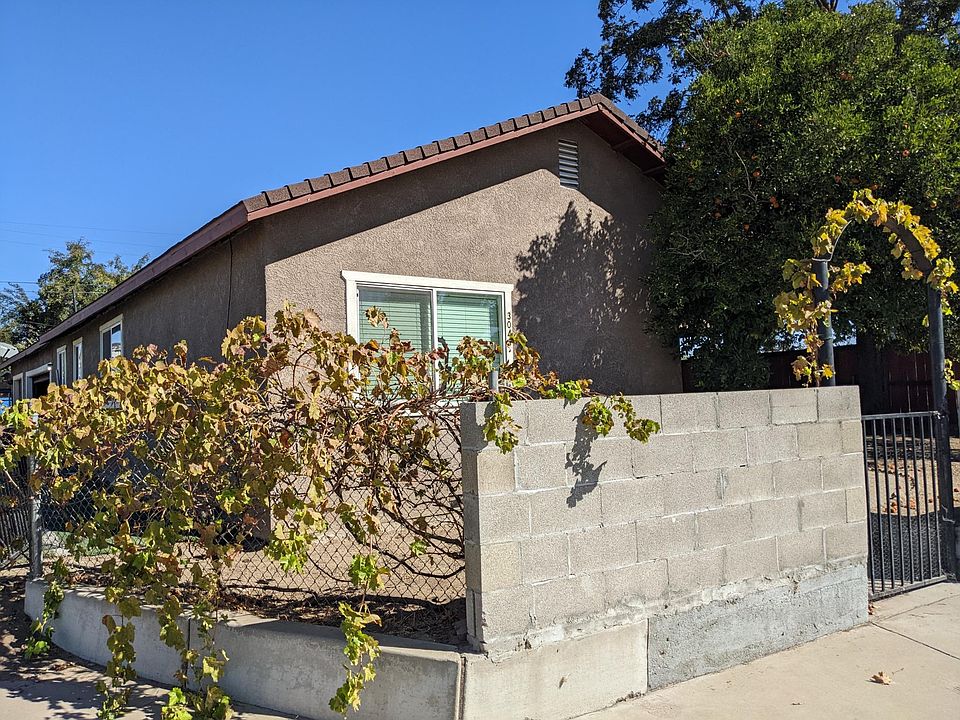 1st image of 3043 Santa Fe St