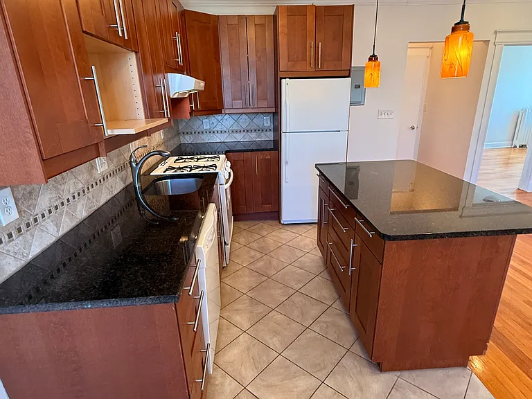 98 Washington St #29 — Photo 2