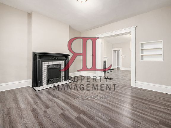 4th image of 1268 Courtland Ave