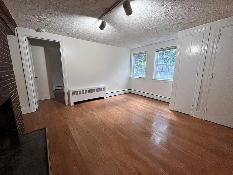 41 Storrs Heights Rd #C — Photo 6