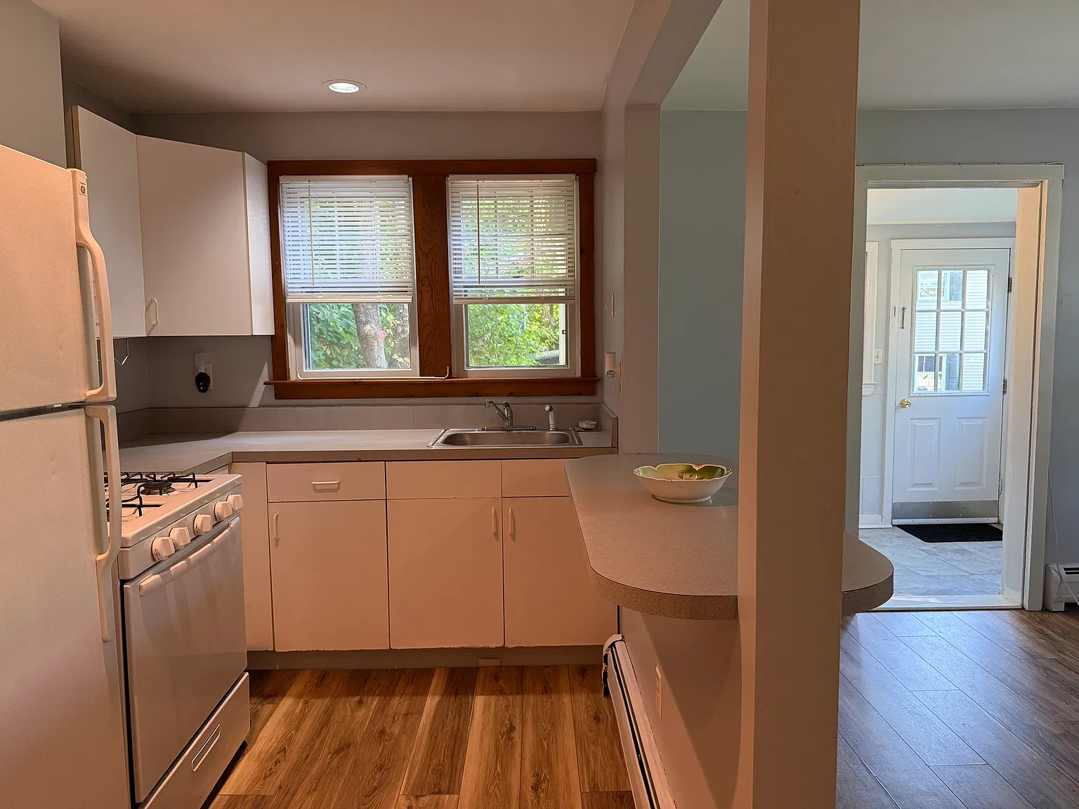 1 bed, 456 sqft, $1,825 — Photo 2