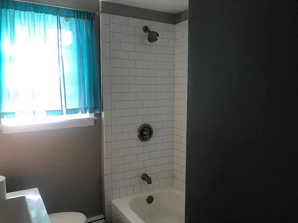 2nd image of 184 S 2nd St