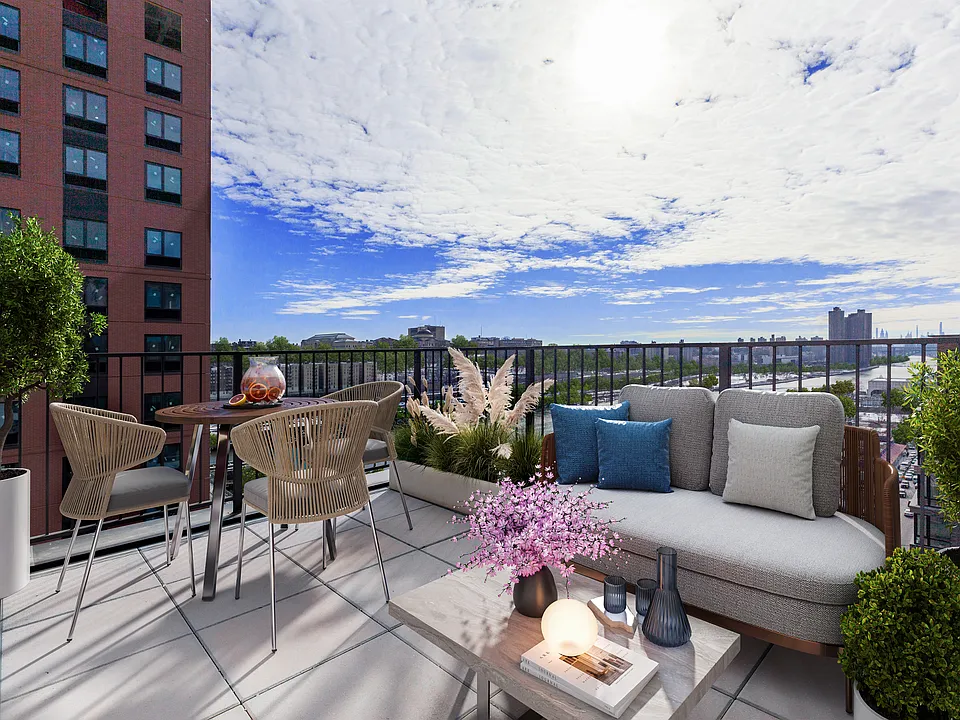 3880 9th Ave #16D