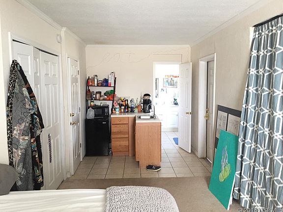 5th image of 1412 Southard Ave