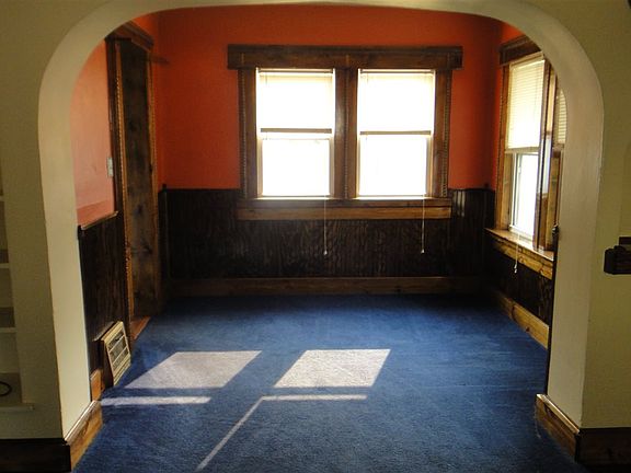 5th image of 1311 E Montgomery Ave