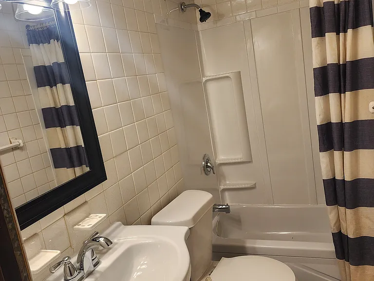 1100 N Negley Ave #8 — Photo 8
