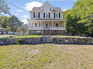 114 Hull St, Hingham, MA 02043