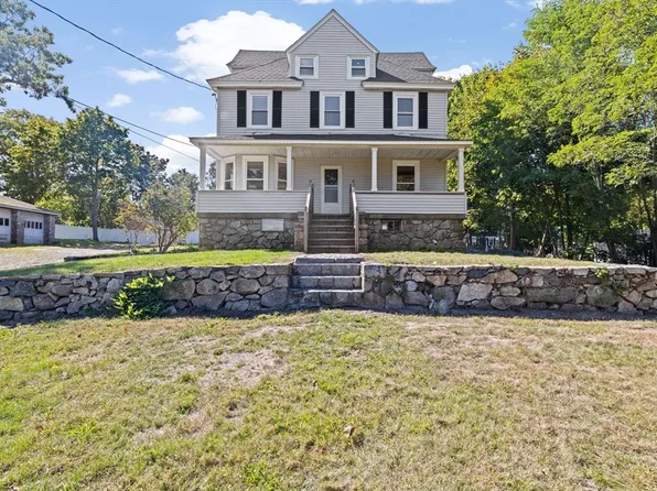 114 Hull St, Hingham, MA 02043