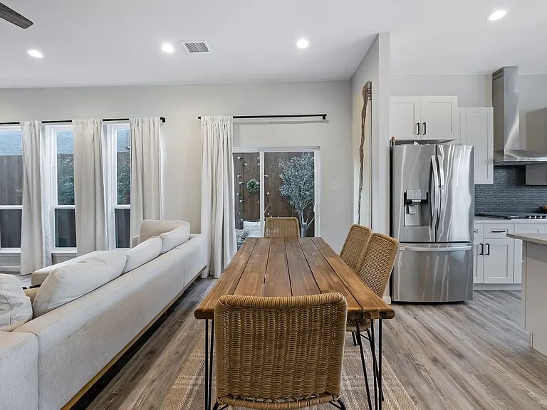 7224 Bayhill Ln — Photo 10