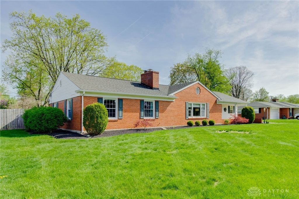 Real estate listing image