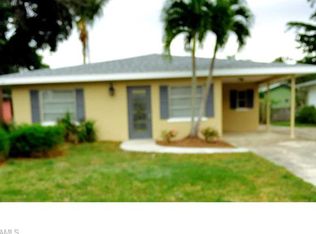 739 110th Ave N, Naples, FL 34108