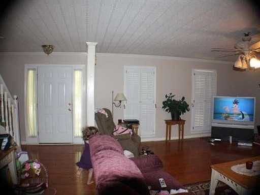 2nd image of 3135 Superior Dr