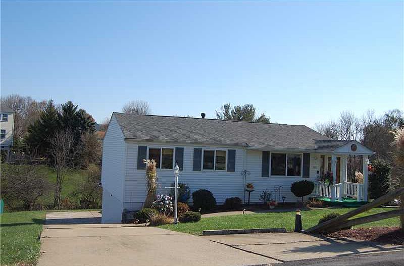 1st image of 203 Wren Dr
