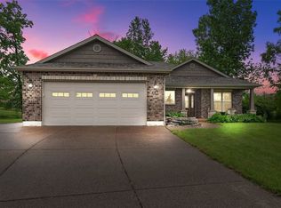 380 Gardenia Dr, Troy, MO 63379