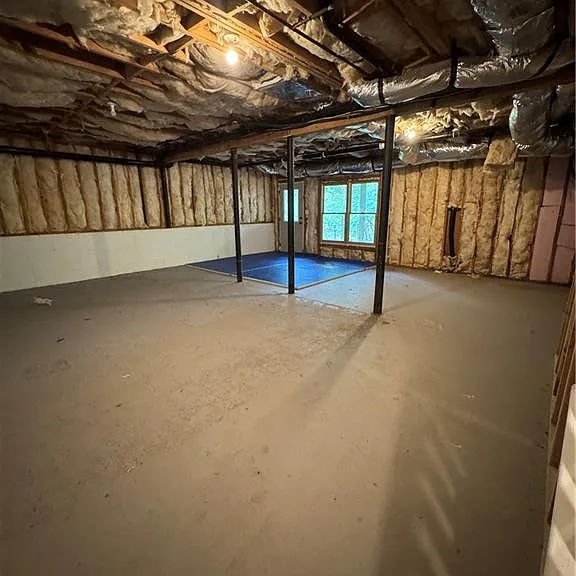 903 Woodlawn Dr NE — Photo 40