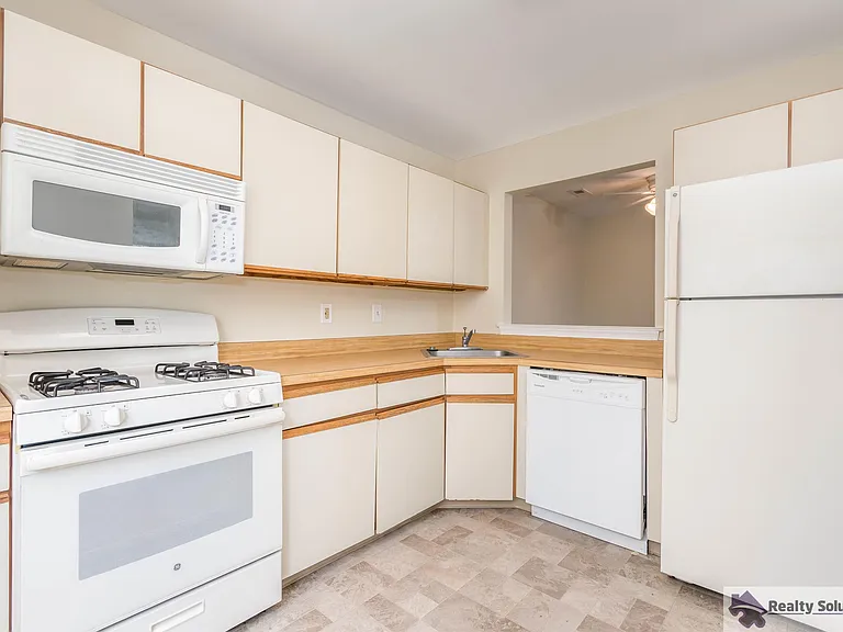 514 Cascade Ct — Photo 6