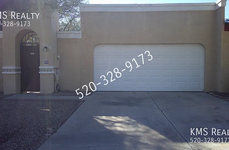 2967 W Avenida Destino — Photo 2
