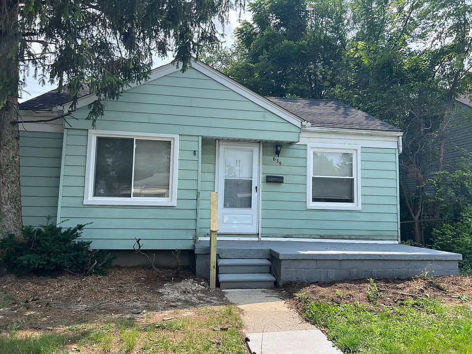 1st image of 635 Mayflower Ave