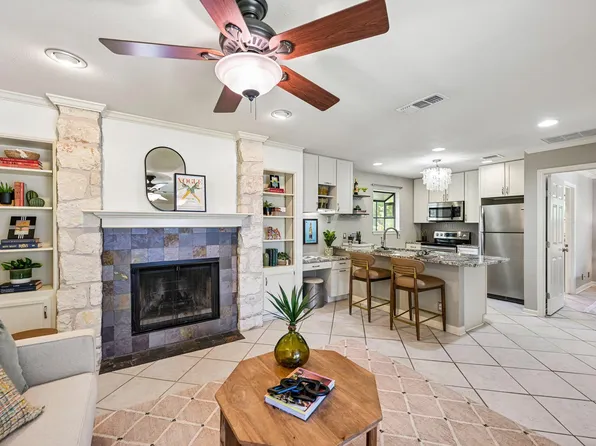2412 Enfield Rd APT 8, Austin, TX 78703