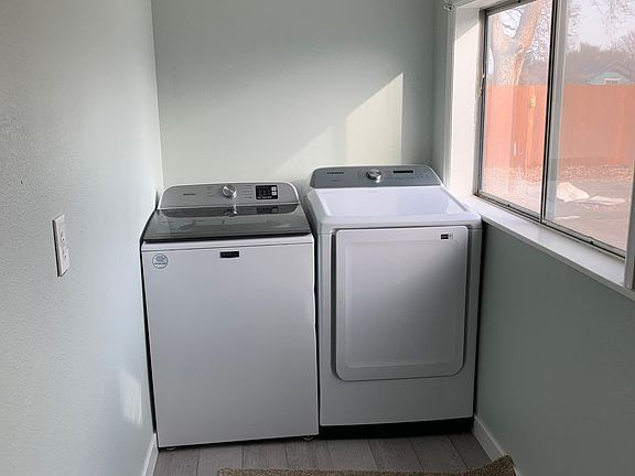 Laundry room: washer and dryer