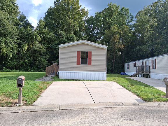 2nd image of 1239 Stoneybrook Dr