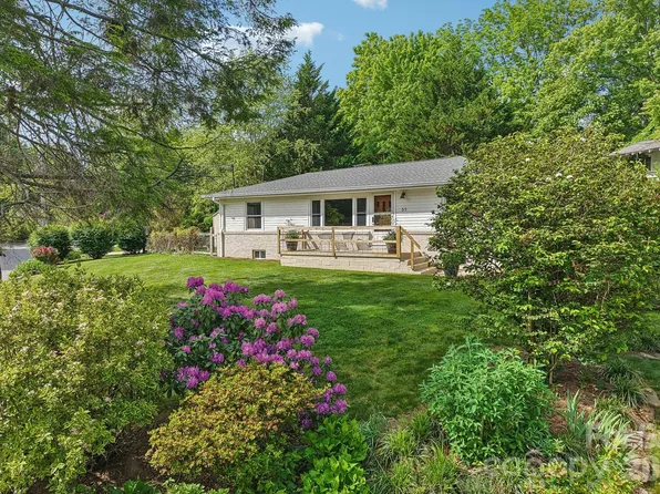 57 Langwell Ave, Asheville, NC 28806