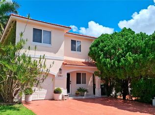 5983 SW 162nd Pl, Miami, FL 33193
