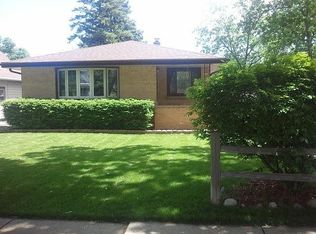 2820 S 70th St, Milwaukee, WI 53219