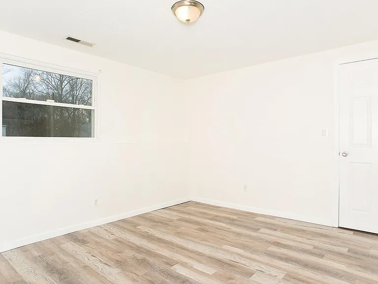 430 Blossom Tree Ct — Photo 28