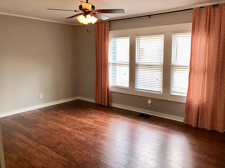 757 Johnson Ave — Photo 8